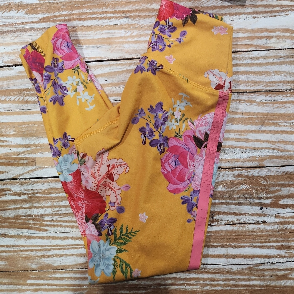 Peloton AAPI Asian Heritage Saffron floral yellow‎ Leggings XS